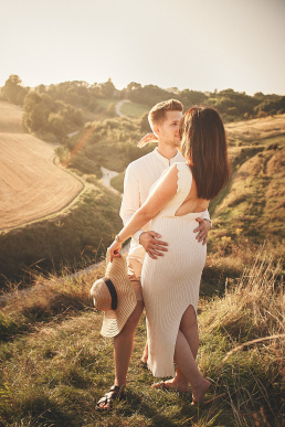 fotograf, fotografia, narzeczeńska, plener, portfolio, śląsk, bytom, cieszyn, dąbrowa górnicza, gliwice, jastrzębie, katowice, pawłowice, pszczyna, racibórz, rybnik, tychy, wodzisław, zabrze, żory, toskania, włochy, włoski, świętokrzyskie, ponidzie, kraków, kielce, sandomierz, pary, miejsce, sesja, portret, zakochani, zaręczeni, zachód, słońce, złota godzina