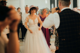 boho, bytom, cieszyn, czerwionka, dj matyjas, dom przyjęć contra, fotograf, fotografia, garnitur, gliwice, jastrzębie, katowice, leszczyny, moments, młoda, młody, okolicznościowa, pan, pani, panna, pawłowice, pszczyna, racibórz, red dress studio, ruda śląska, rybnik, sukienka, suknia, ustroń, vintage, wesele, wisła, wodzisław, zabrze, ślub, ślubna, śląsk, żory