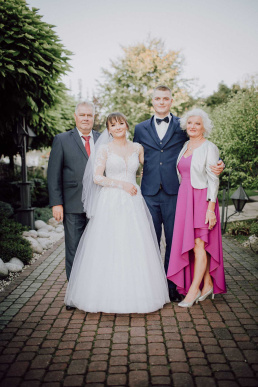 boho, bytom, cieszyn, czerwionka, dj matyjas, dom przyjęć contra, fotograf, fotografia, garnitur, gliwice, jastrzębie, katowice, leszczyny, moments, młoda, młody, okolicznościowa, pan, pani, panna, pawłowice, pszczyna, racibórz, red dress studio, ruda śląska, rybnik, sukienka, suknia, ustroń, vintage, wesele, wisła, wodzisław, zabrze, ślub, ślubna, śląsk, żory