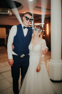 boho, bytom, cieszyn, czerwionka, dj matyjas, dom przyjęć contra, fotograf, fotografia, garnitur, gliwice, jastrzębie, katowice, leszczyny, moments, młoda, młody, okolicznościowa, pan, pani, panna, pawłowice, pszczyna, racibórz, red dress studio, ruda śląska, rybnik, sukienka, suknia, ustroń, vintage, wesele, wisła, wodzisław, zabrze, ślub, ślubna, śląsk, żory