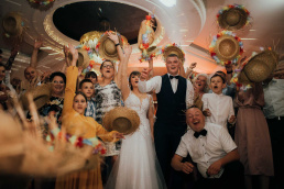 boho, bytom, cieszyn, czerwionka, dj matyjas, dom przyjęć contra, fotograf, fotografia, garnitur, gliwice, jastrzębie, katowice, leszczyny, moments, młoda, młody, okolicznościowa, pan, pani, panna, pawłowice, pszczyna, racibórz, red dress studio, ruda śląska, rybnik, sukienka, suknia, ustroń, vintage, wesele, wisła, wodzisław, zabrze, ślub, ślubna, śląsk, żory