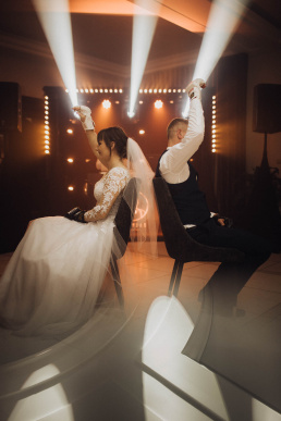 boho, bytom, cieszyn, czerwionka, dj matyjas, dom przyjęć contra, fotograf, fotografia, garnitur, gliwice, jastrzębie, katowice, leszczyny, moments, młoda, młody, okolicznościowa, pan, pani, panna, pawłowice, pszczyna, racibórz, red dress studio, ruda śląska, rybnik, sukienka, suknia, ustroń, vintage, wesele, wisła, wodzisław, zabrze, ślub, ślubna, śląsk, żory
